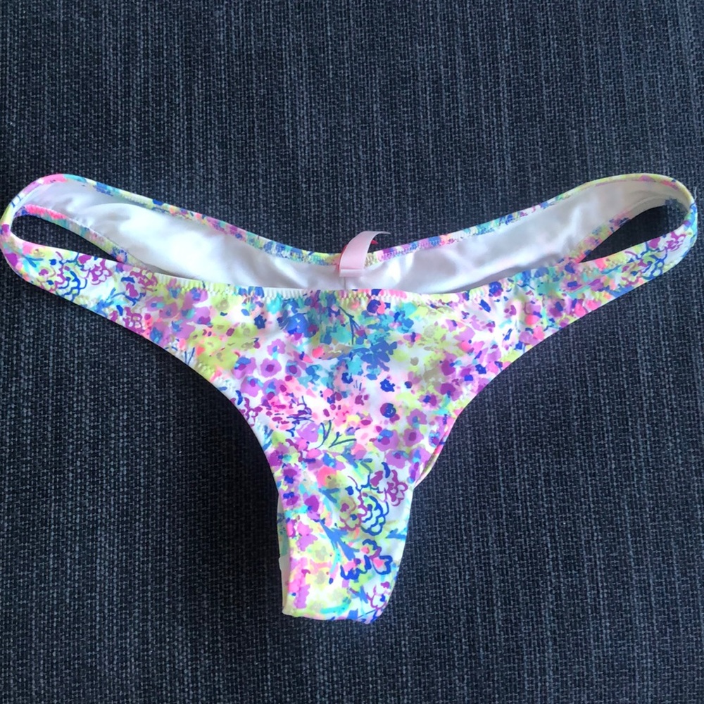 Victoria’s Secret. Itsy collection. Size M